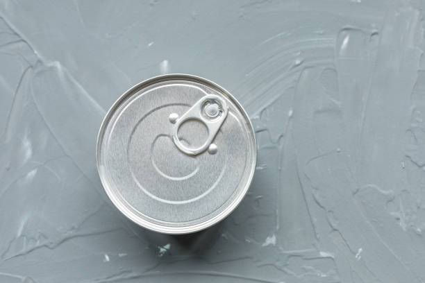 Latas de comida húmeda para gatos de distintas marcas